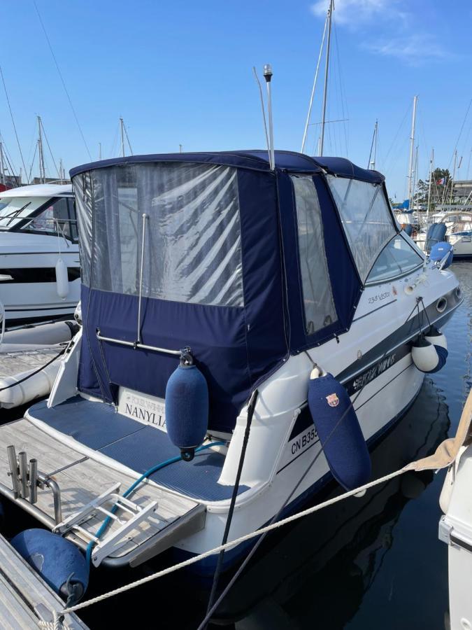 ホテルSuperbe Bateau « Le Nanylia » ブローニュ・シュル・メール エクステリア 写真